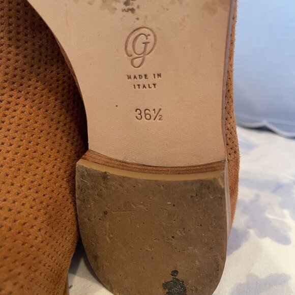 M. Gemi Italien Suede Chelsea booties - Picture 8 of 8